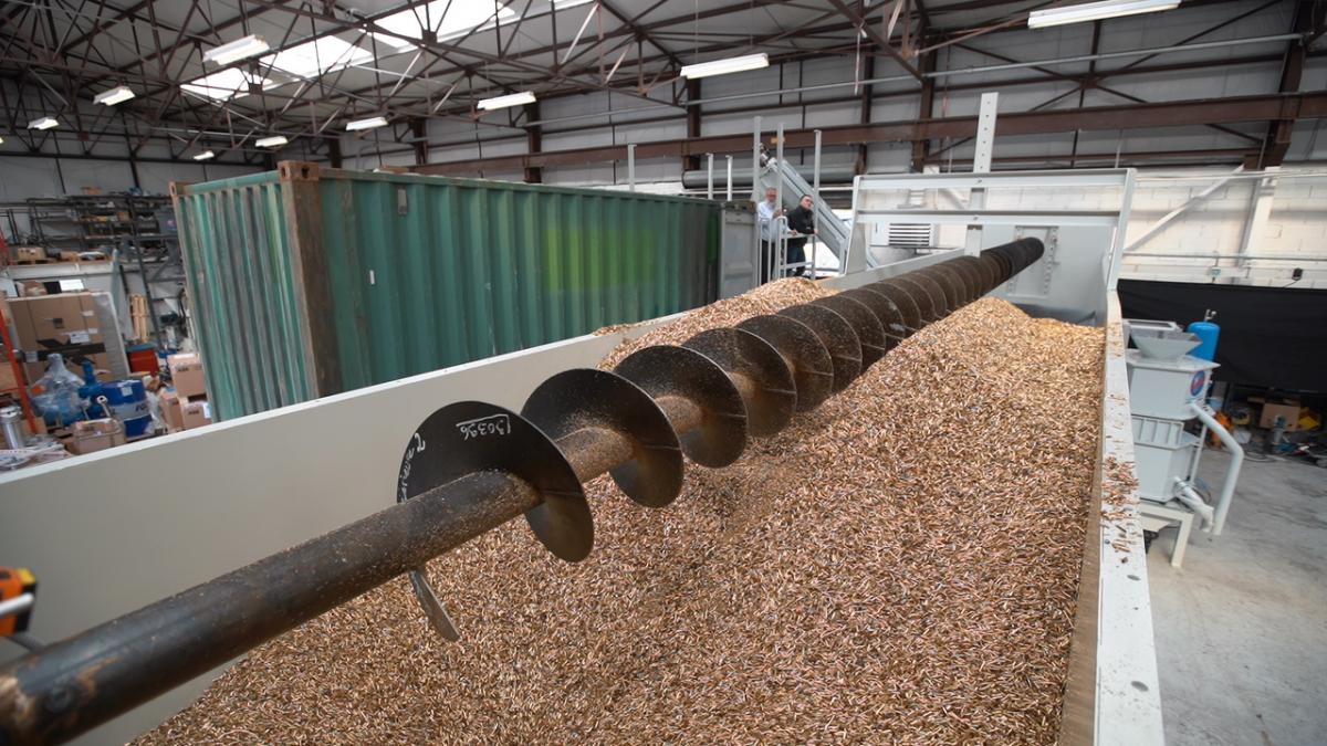 Treatment of brass chips with a 40m3 storage unit and double centrifuge