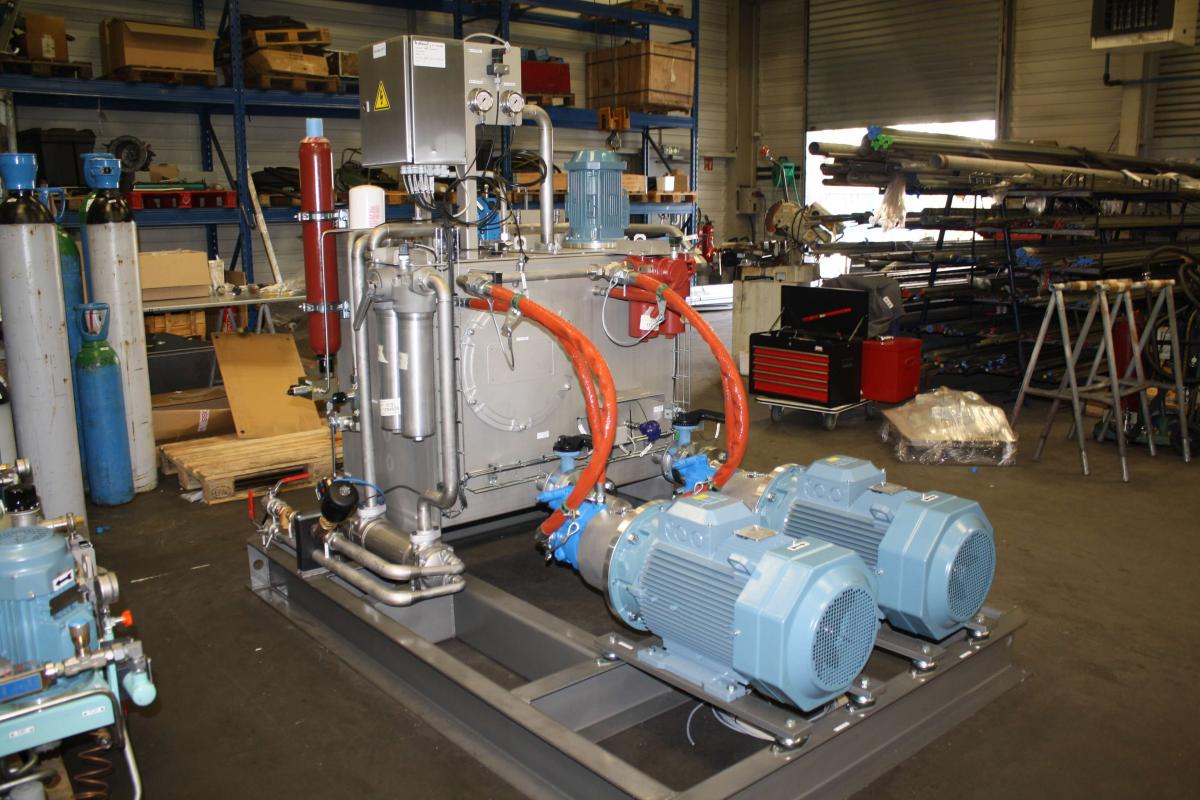 Nous concevons vos centrales hydrauliques sur mesure de A à Z. Nous pouvons aussi vous fournir l'installation et le démarrage. Nous concevons selon les règles ATEX si besoin.